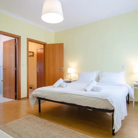 3 Bedroom With P-garage By Silver Prop Nazaré