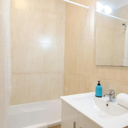 3 Bedroom With P-garage By Silver Prop Nazaré